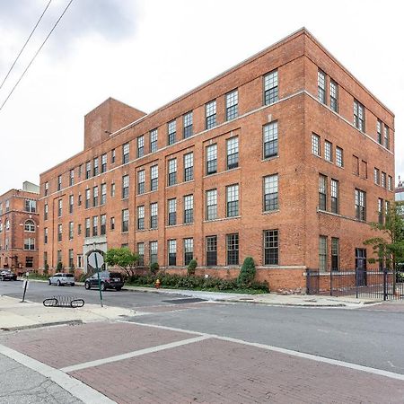 Frontdesk I River Place Apts Rivertown Detroit Apartment Bagian luar foto